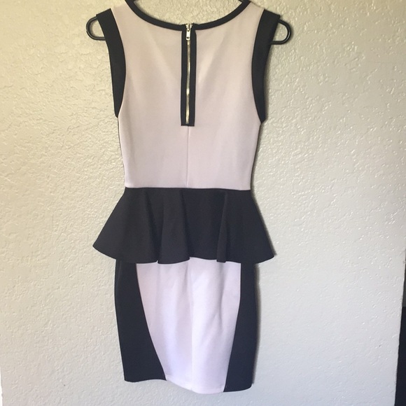 Club or business dress - Picture 3 of 3